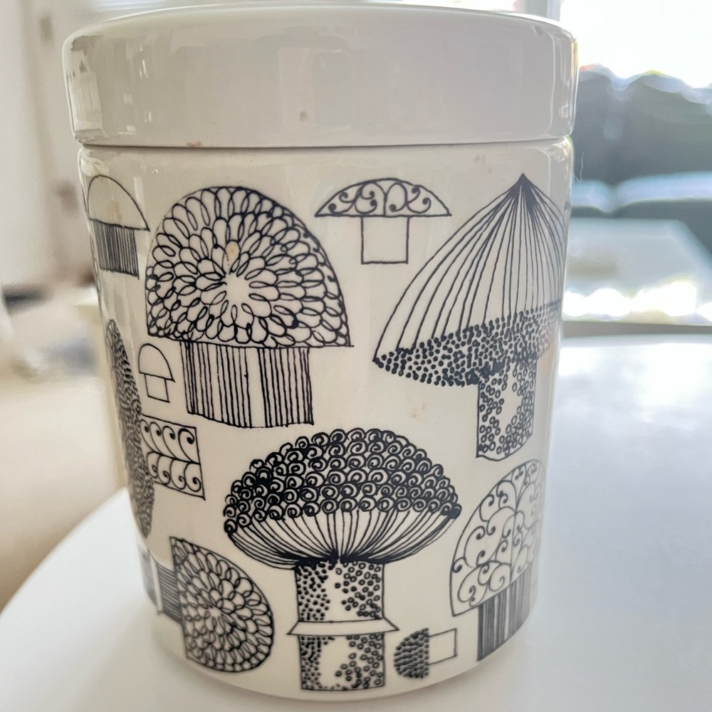 Rare Kaj Kranck Arabia Finland Ceramic Mushroom Jar w/Lid